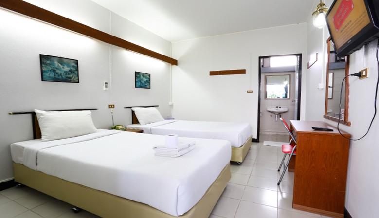 Standard Twin Bed Room with Air Conditioner